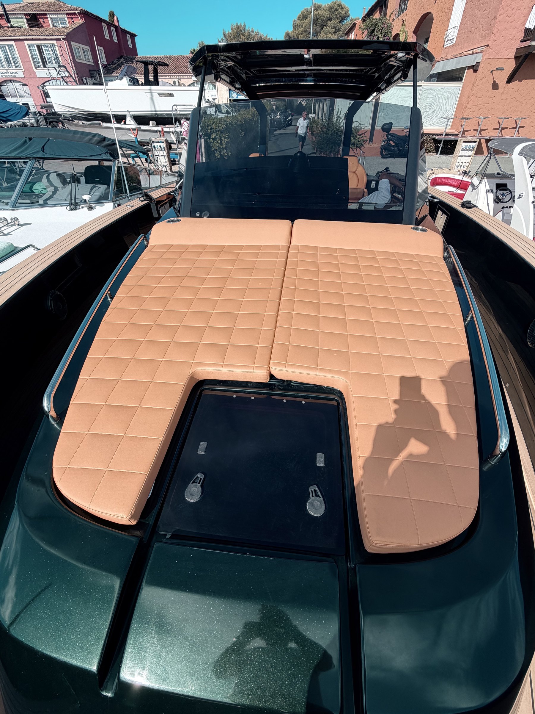 Vivaldi forward sunbed